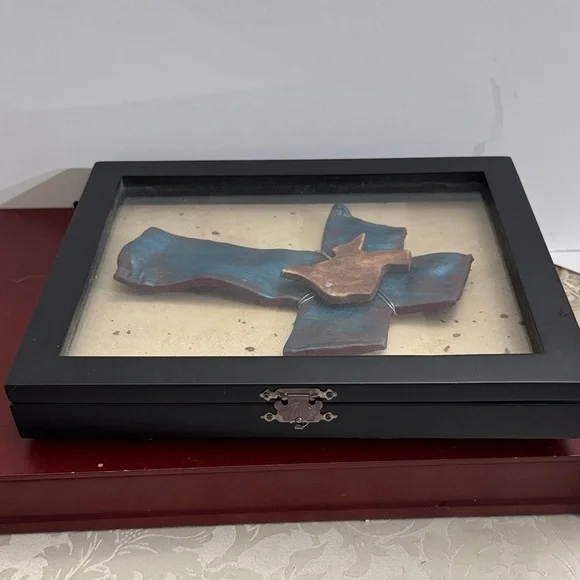 Framed, handmade, mixed-media cross featuring the outline of the state of Texas - Picture 5 of 11